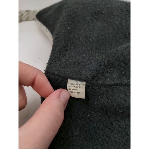 Sock Monkey Knit Beanie Hat Cap Button Eyes 100% Acrylic Gray White - Picture 9 of 10